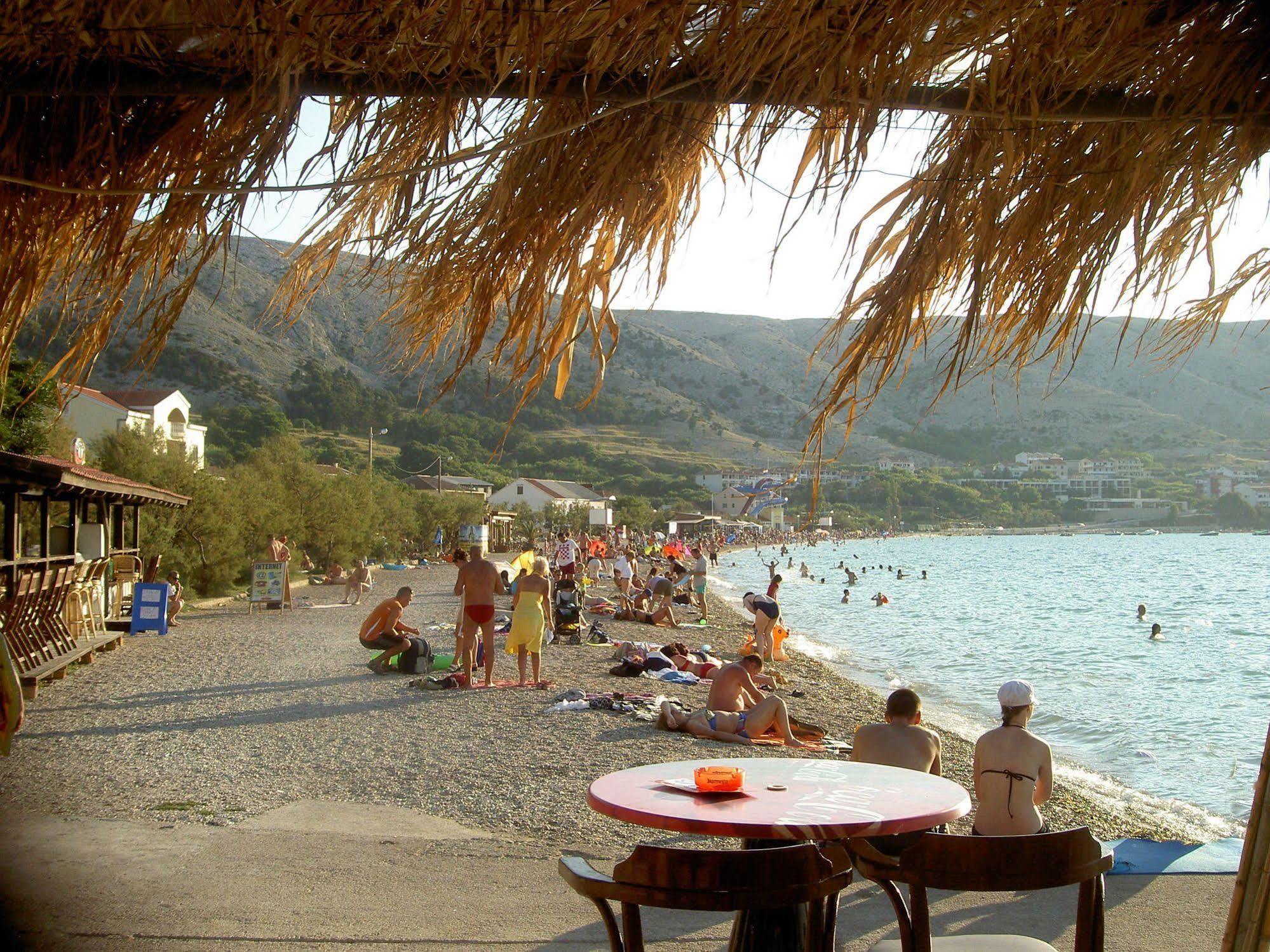 Apartments Galeb Pag - Beach Pag Town Eksteriør billede